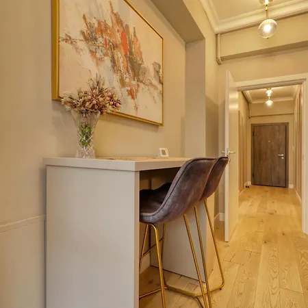 Daire Urban Chic Sanctuary